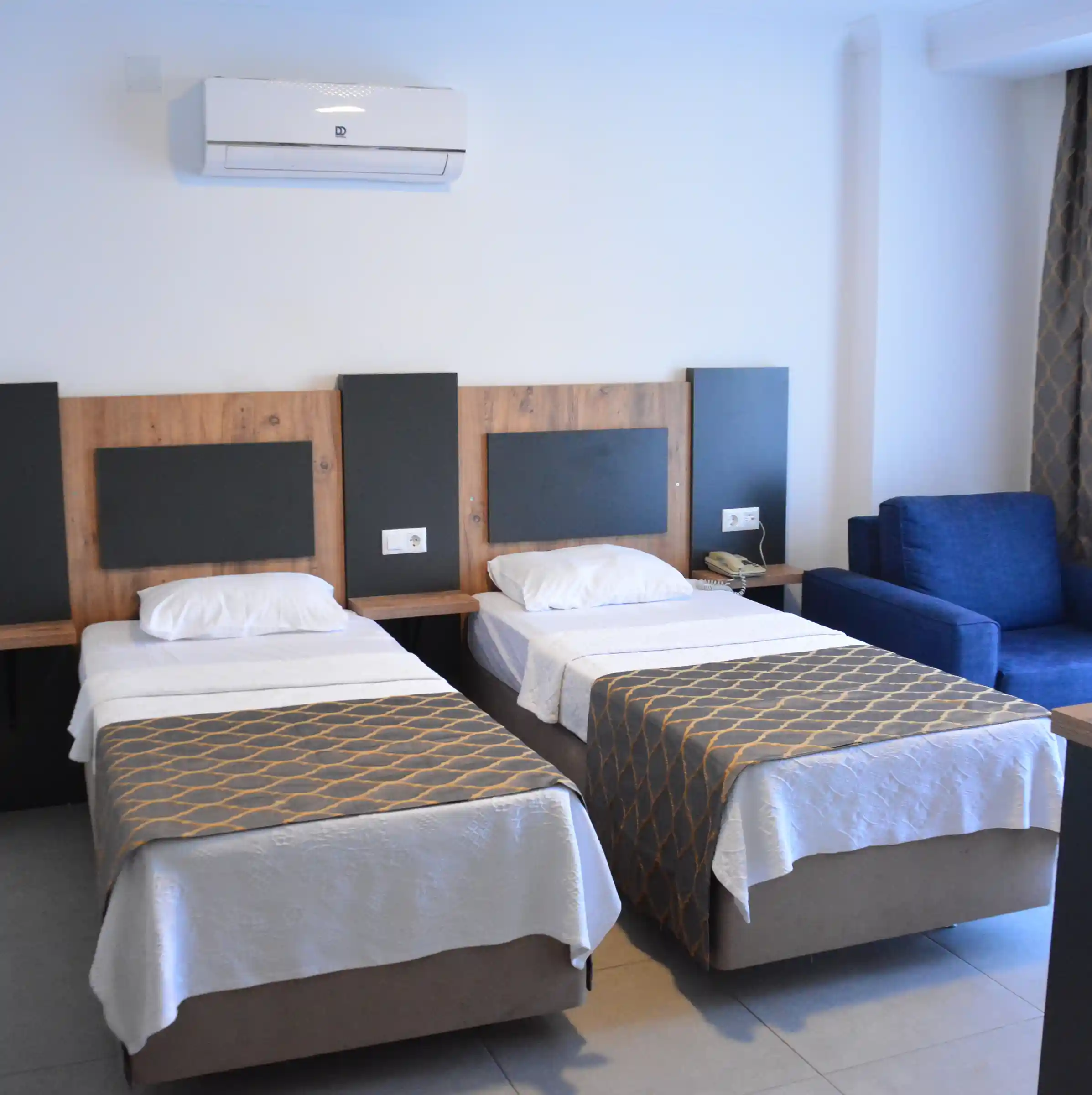 club-efes-otel-mersin-silifke-susanoglu-otelleri-triple-oda-fiyatlari